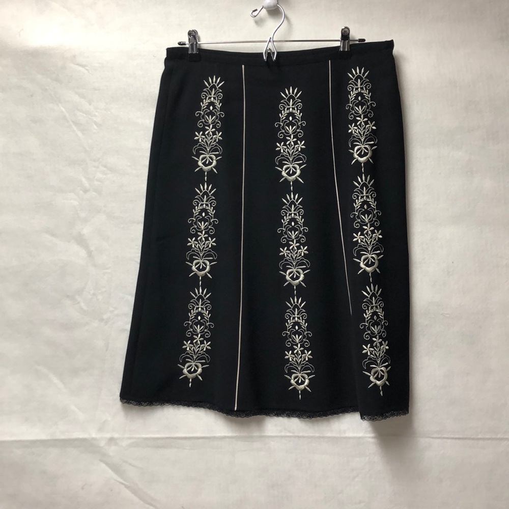 Beautiful black and cream skirt